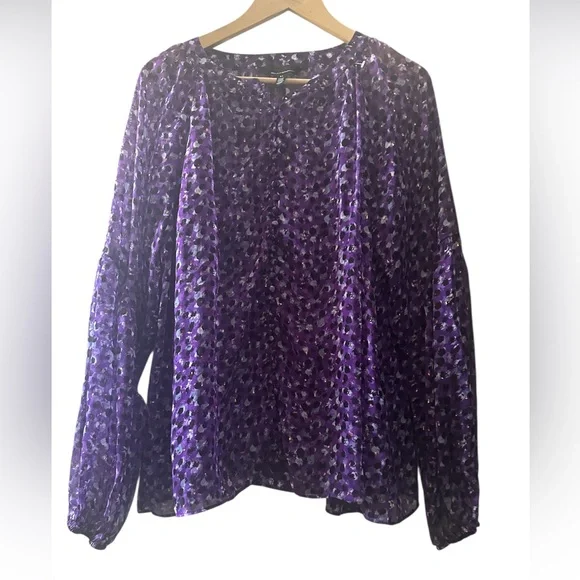 White House Black Market Purple Floral Women's Top - Picture 3 of 6